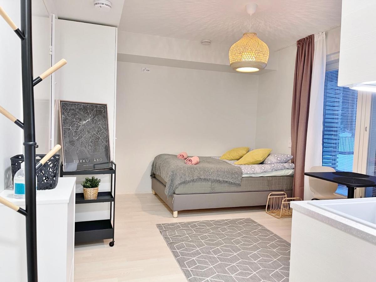 Haalia Homes Turku Paeaeskynpesae Esterno foto